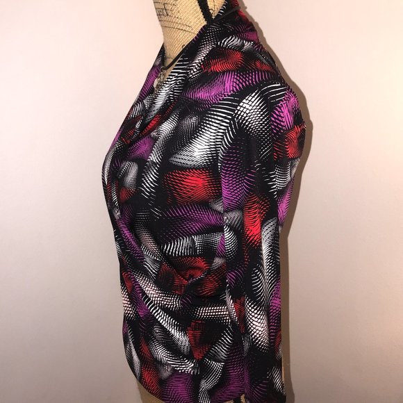 Vince Camuto Multi Color Design Front Wrap Top - Picture 4 of 8
